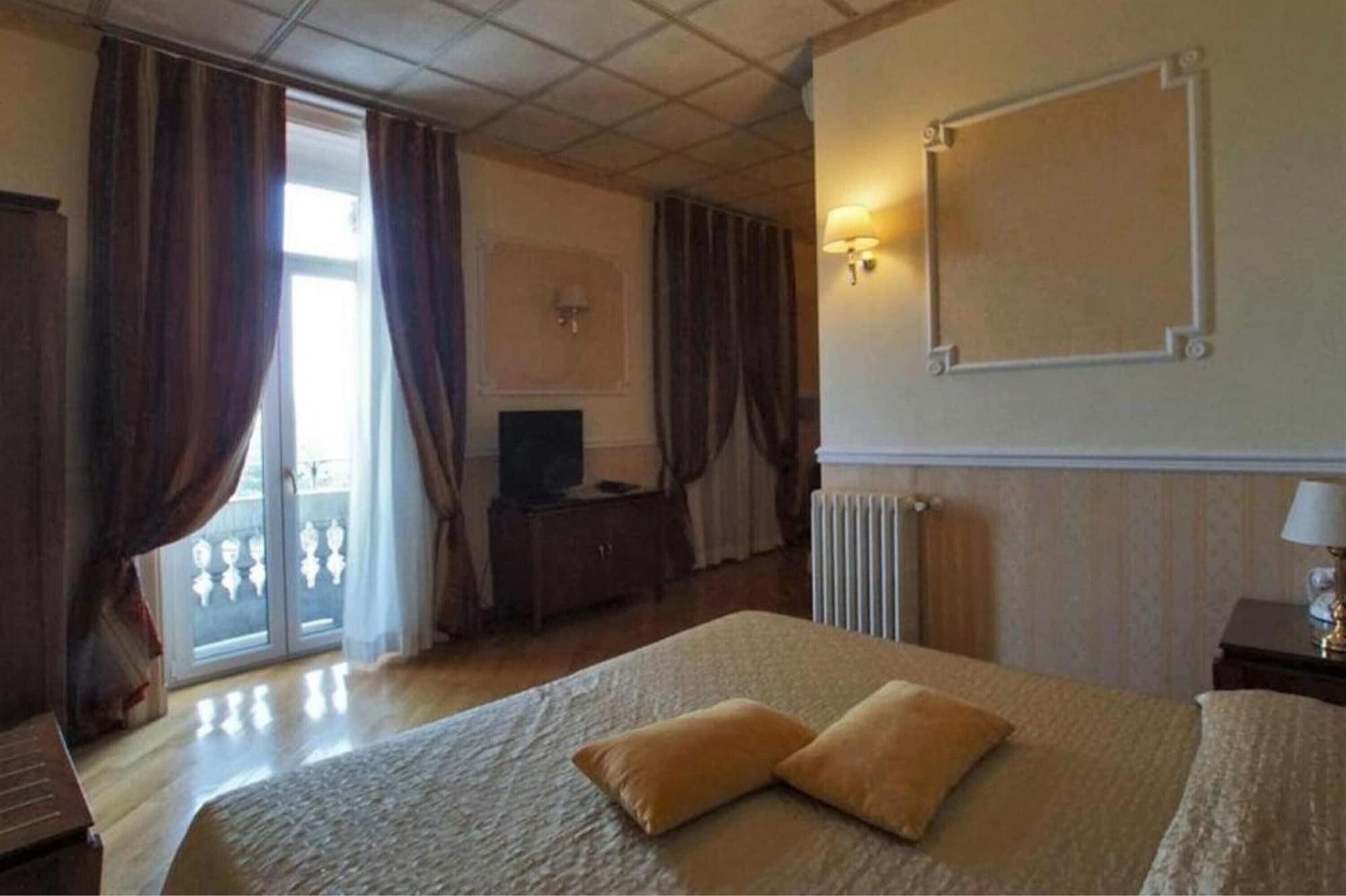 Grand Hotel Regina Salsomaggiore Salsomaggiore Terme Esterno foto