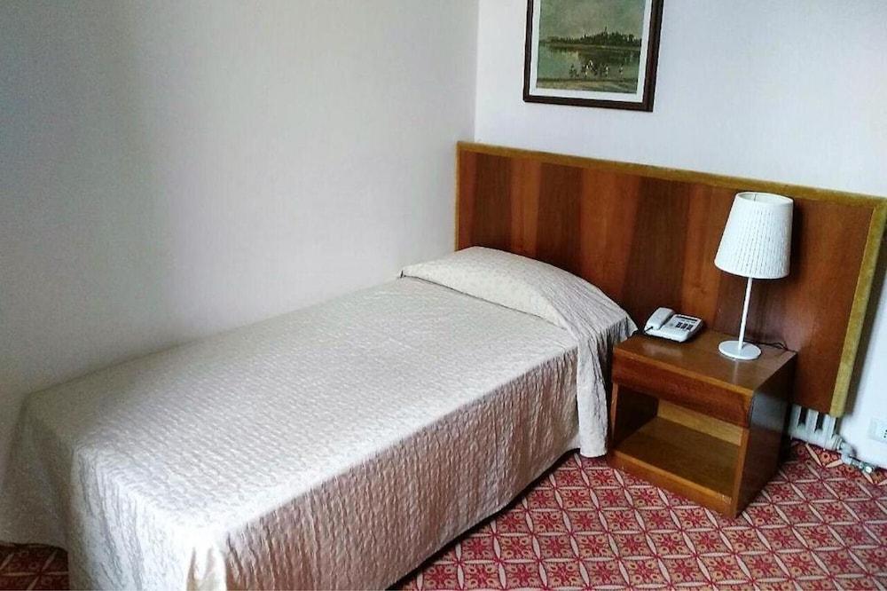 Grand Hotel Regina Salsomaggiore Salsomaggiore Terme Esterno foto