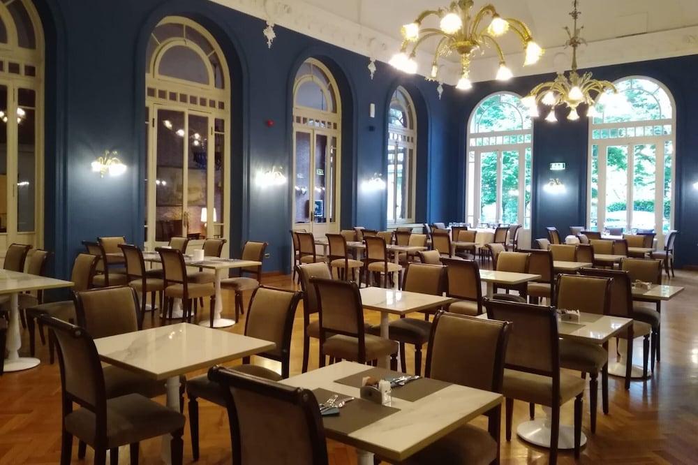 Grand Hotel Regina Salsomaggiore Salsomaggiore Terme Esterno foto