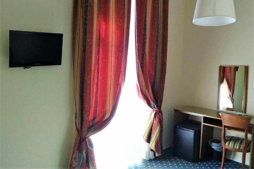 Grand Hotel Regina Salsomaggiore Salsomaggiore Terme Esterno foto