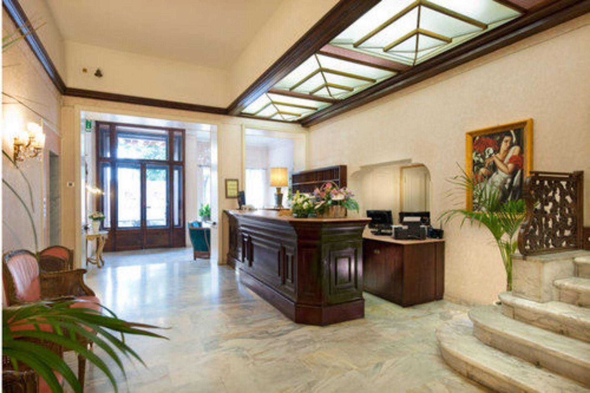 Grand Hotel Regina Salsomaggiore Salsomaggiore Terme Esterno foto