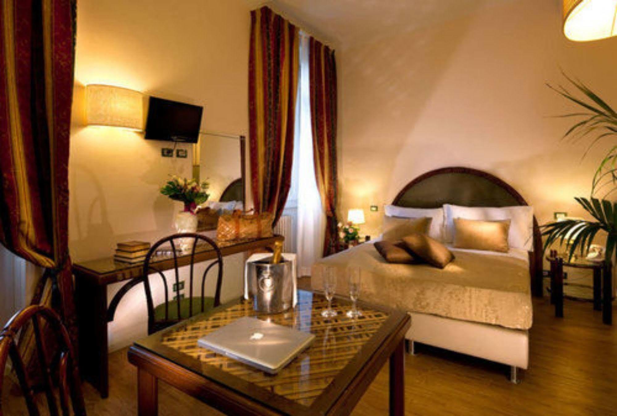 Grand Hotel Regina Salsomaggiore Salsomaggiore Terme Esterno foto