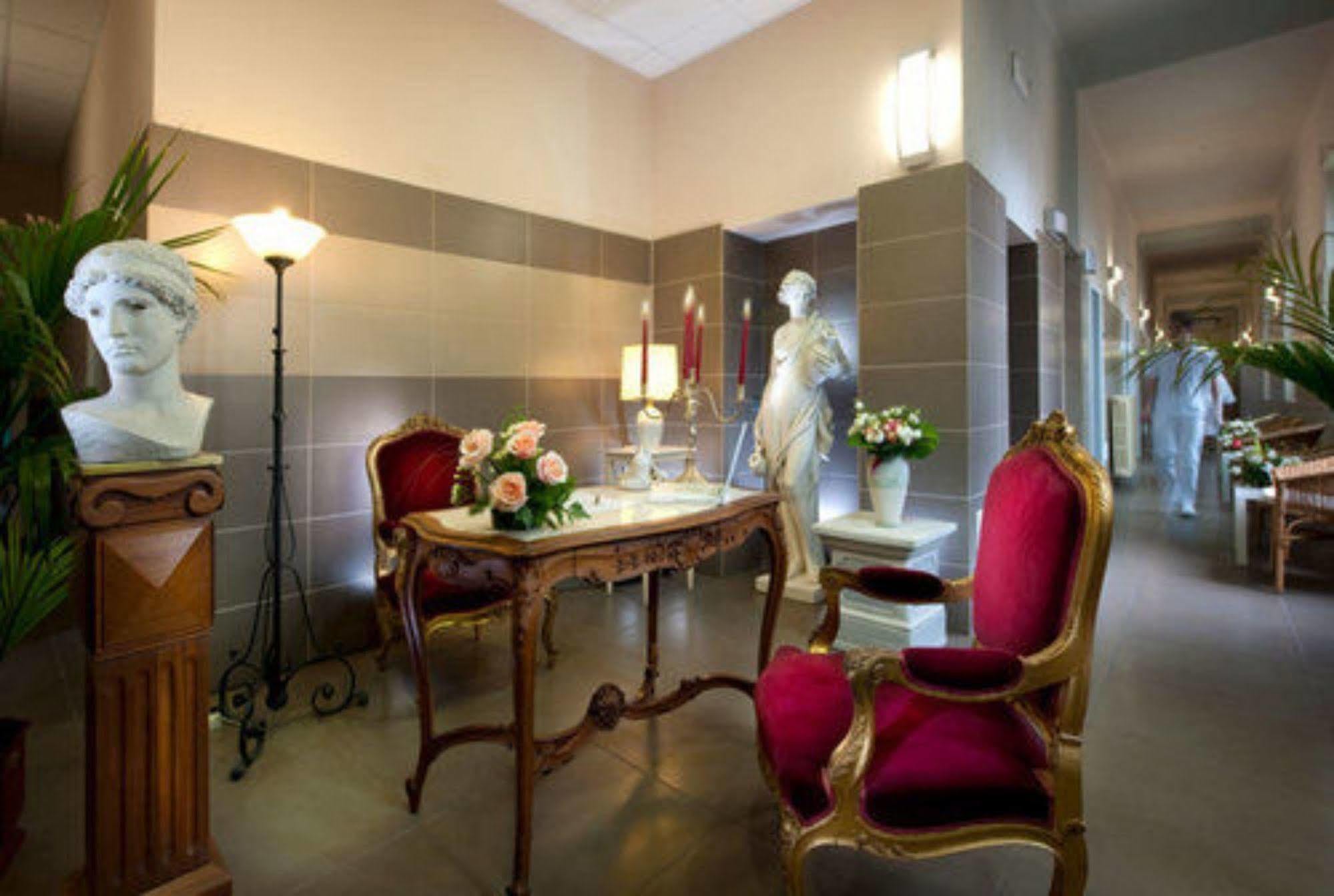 Grand Hotel Regina Salsomaggiore Salsomaggiore Terme Esterno foto